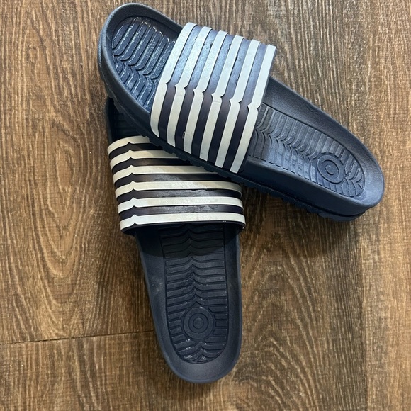 Hunter Sz. 9 slides great condition - Picture 7 of 9